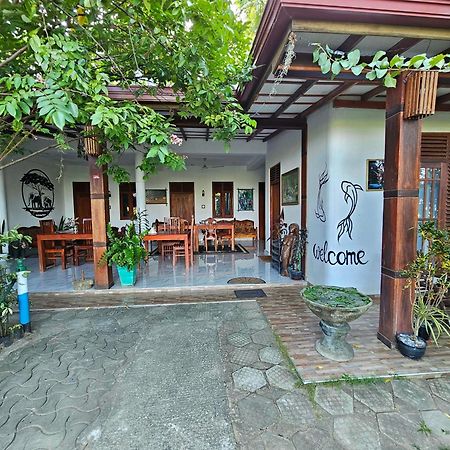 Hotel Tissamaharama Extérieur photo
