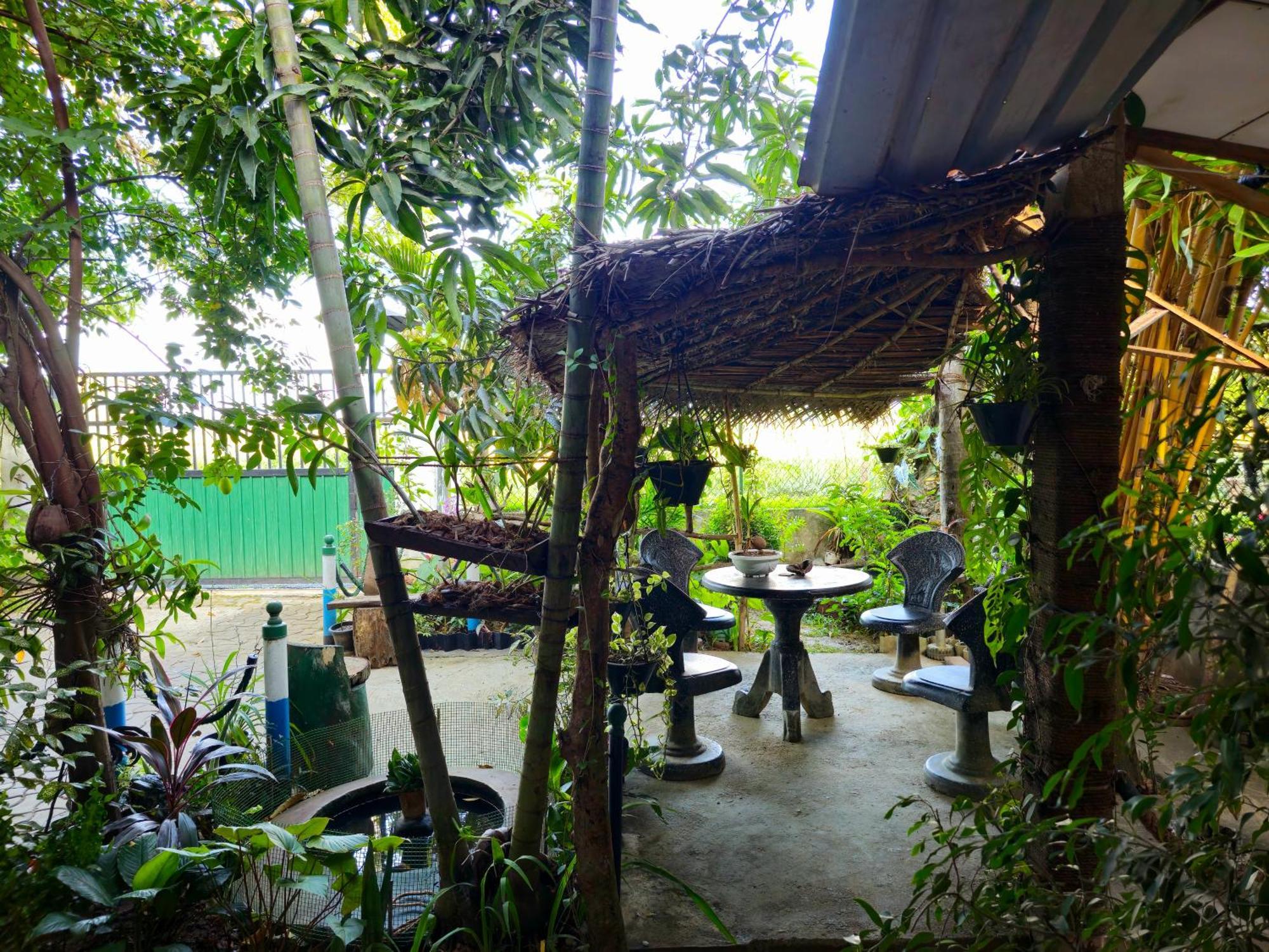 Hotel Tissamaharama Extérieur photo