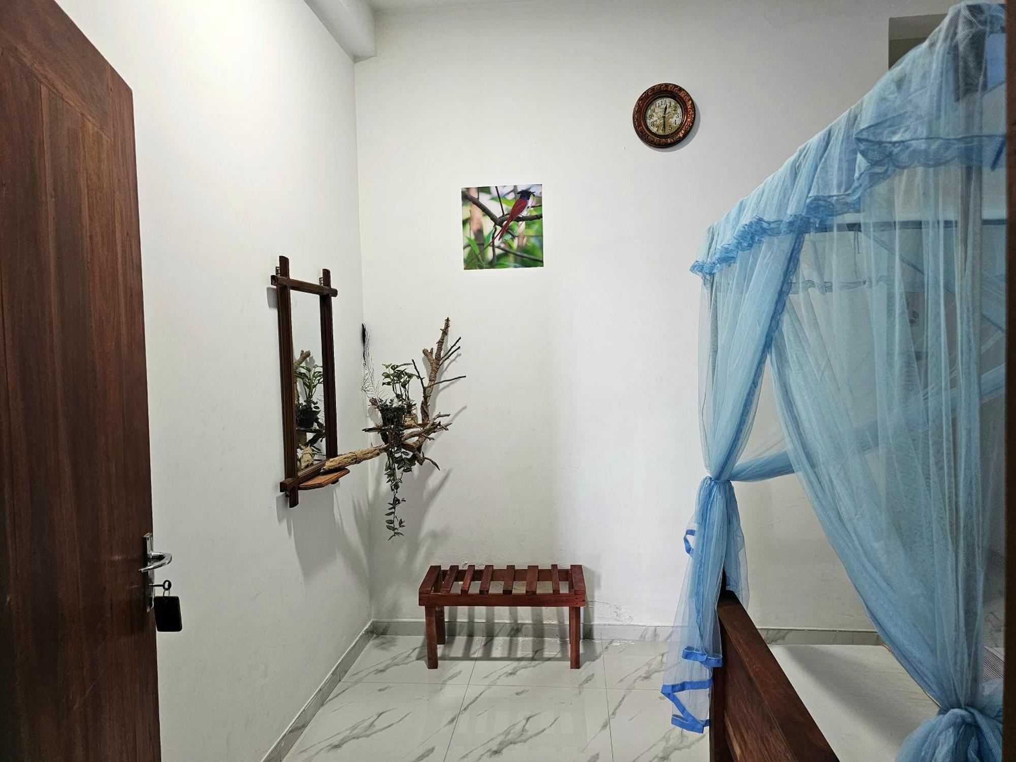 Hotel Tissamaharama Extérieur photo